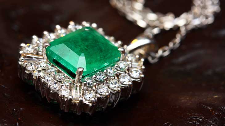 about-may-birthstone-emerald2
