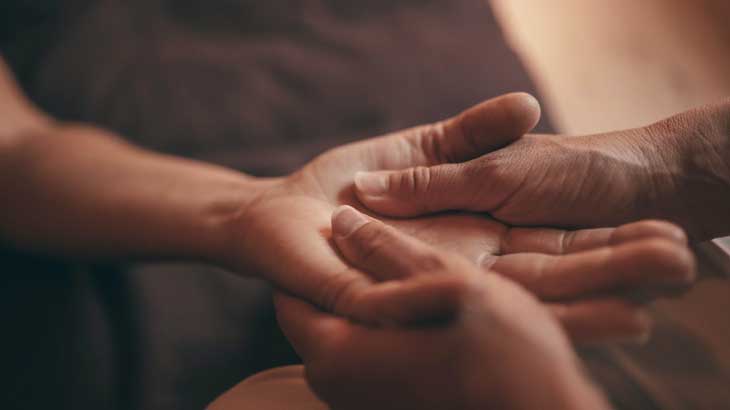 Image-of-hand-massage