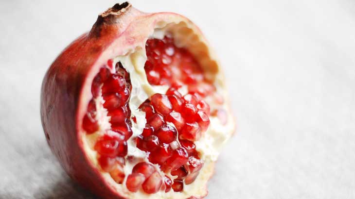 Photo-of-pomegranate
